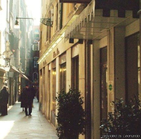 Hotel Astoria Veneza Exterior foto
